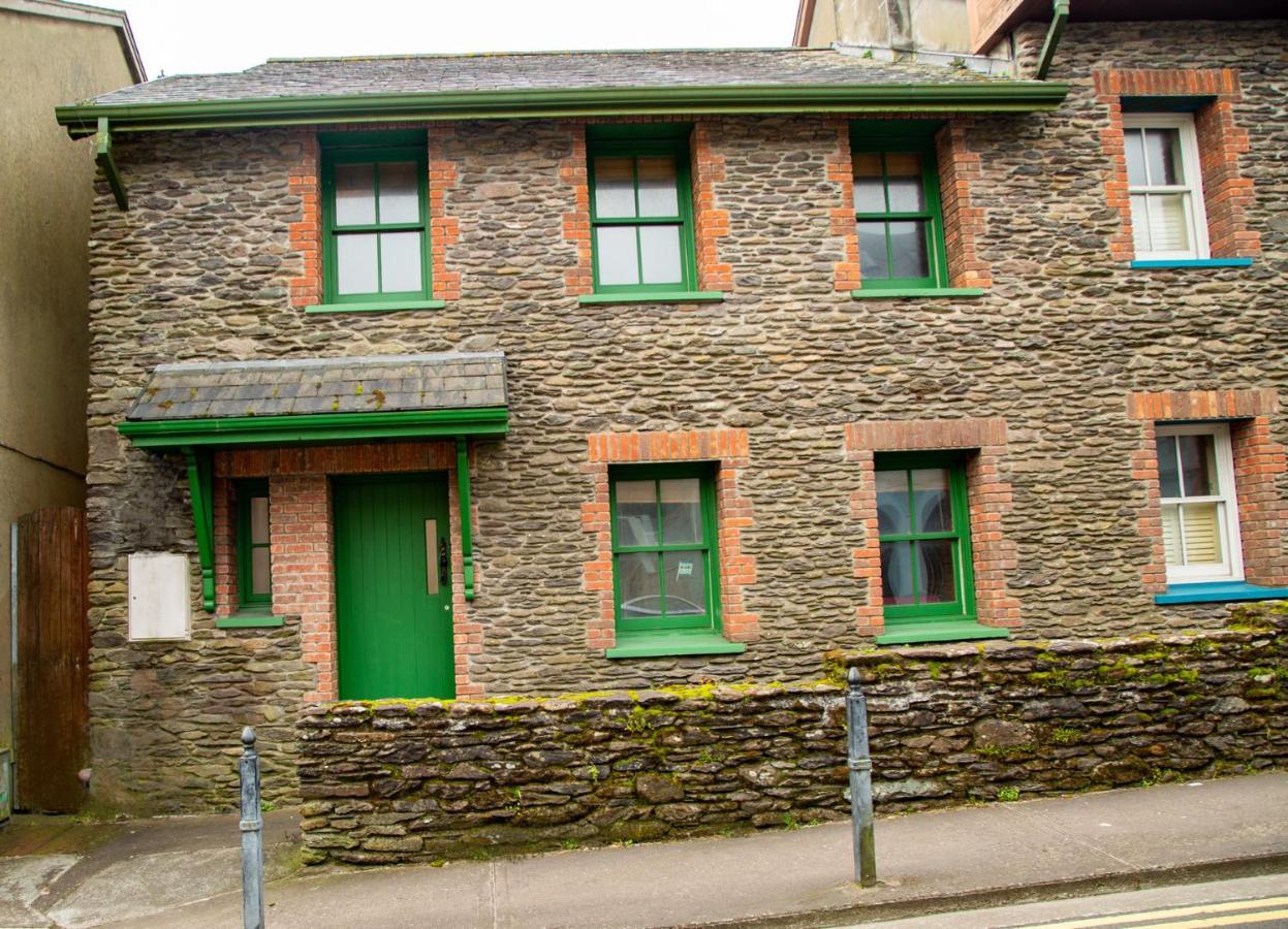 Dingle Town Holiday Home By Trident Holiday Homes Exterior photo