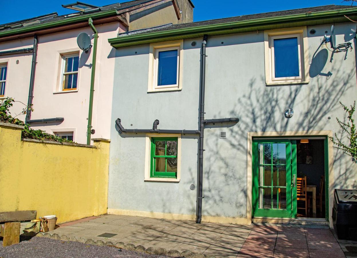 Dingle Town Holiday Home By Trident Holiday Homes Exterior photo